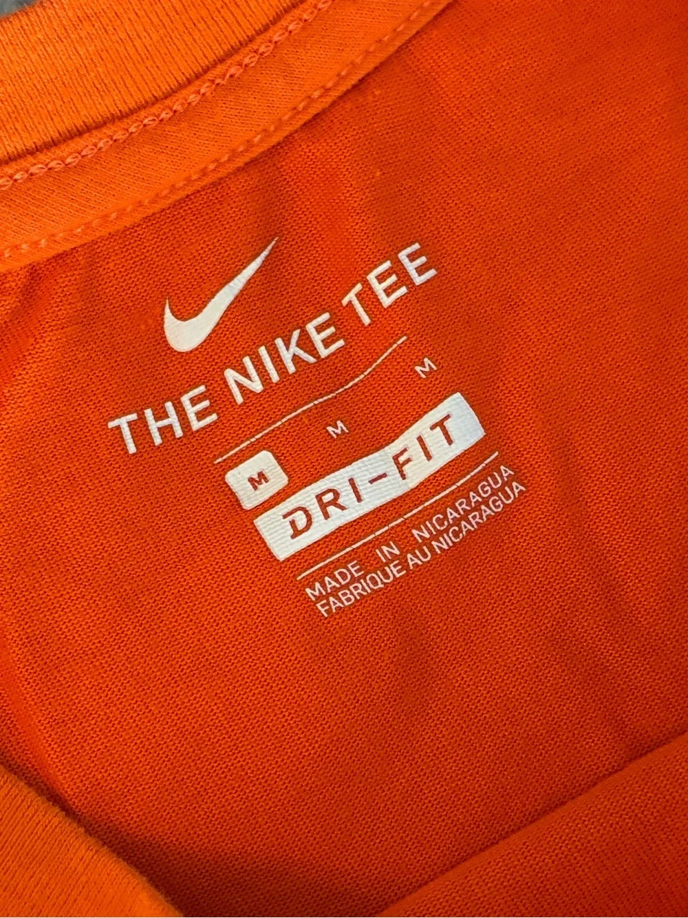 Nike Dri-Fit Short Sleeve Men’s Orange Logo T-Shirt Size Medium